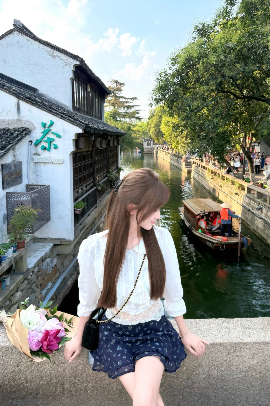 初次交流如何围绕共同兴趣展开，不把问题变成盘问配图